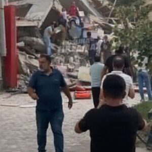 balikesirden ilk goruntuler geldi yikilan binalarin oldugu bildiriliyor VKZSycFQ