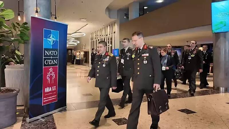 genelkurmay baskani orgeneral bayraktaroglu nato askeri komite toplantisina katildi jhN8iQ8T