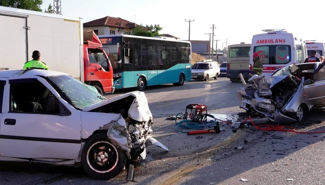 kirikkalede feci kaza suruculer oldu hFNUWVMr