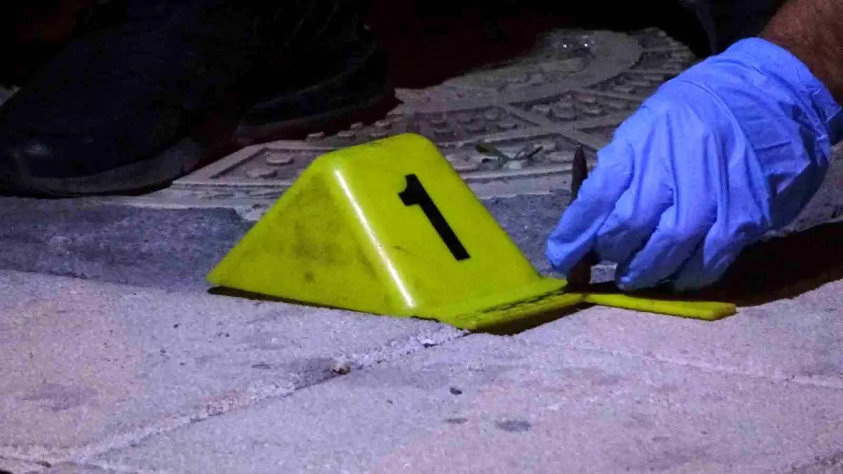 malatyada kaldirimda kalasnikof mermisi bulundu LQnpLajx.jpg