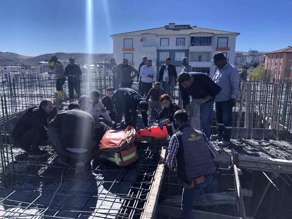 adiyamanda insaat alaninda is kazasi bir isci yaralandi wiMXtbnf.jpg