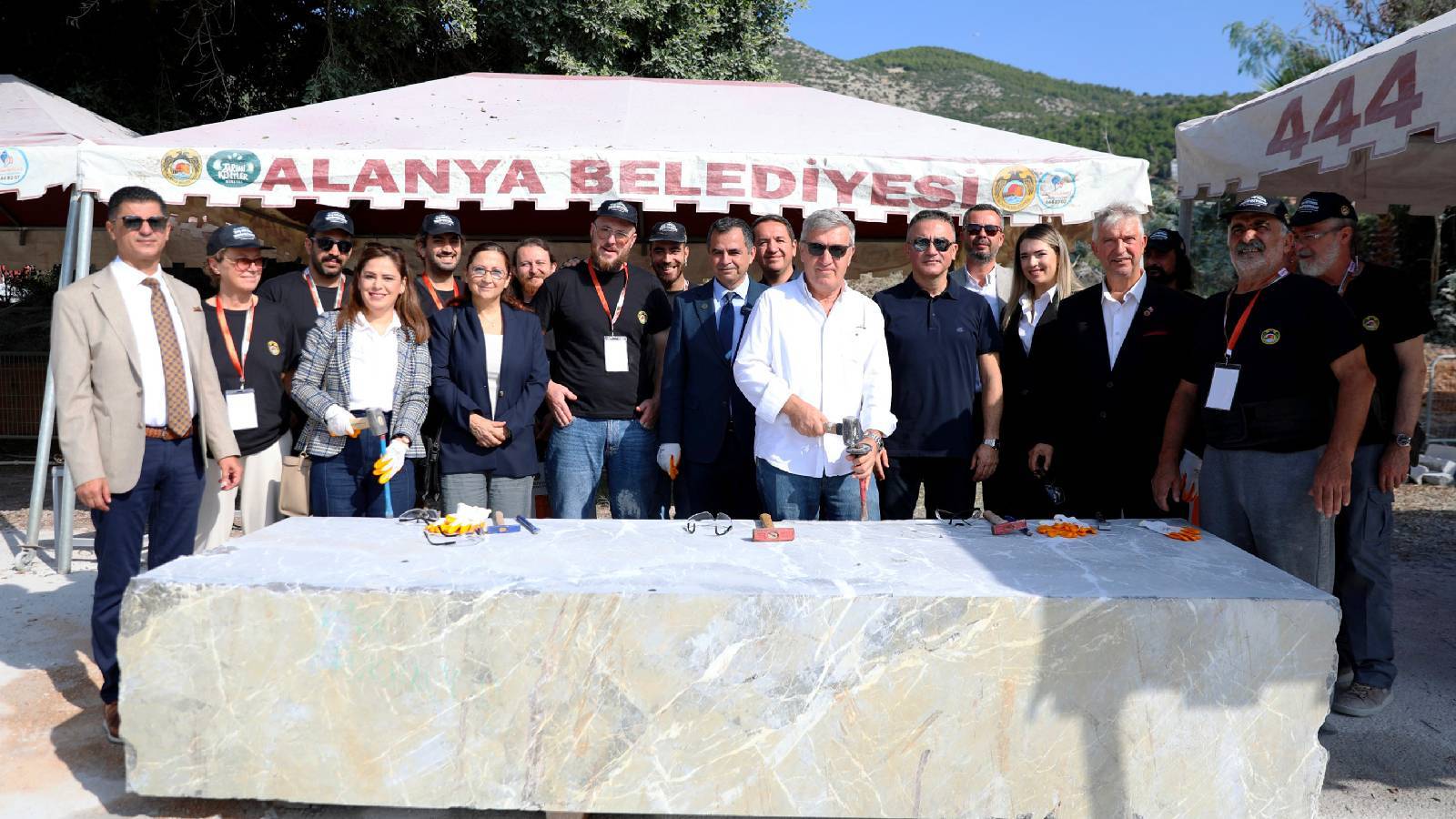 alanyada uluslararasi alanya tas heykel sempozyumu basladi 4bh4AmWp.jpg