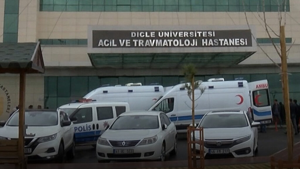 Dicle Üniversitesi Hastanesi’nde Doktora Yapılan Saldırı: Bıçak Çeken Şüpheli Tutuklandı