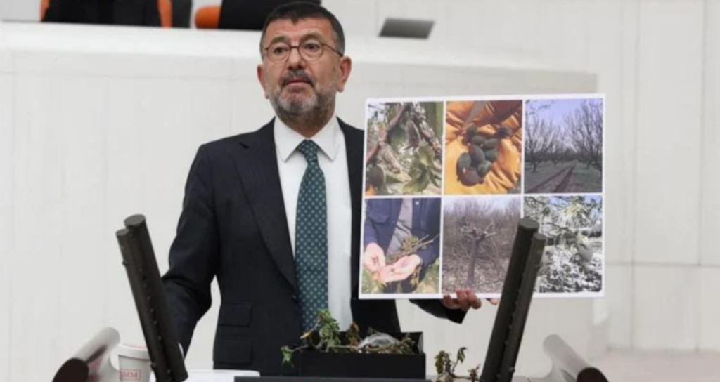 Veli Ağbaba, AKP’nin Güçlü Kalesinde Hedef Haline Geldi