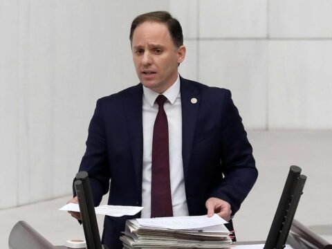 Deniz Yavuzyılmaz’dan Esenboğa Havalimanı’nın 3. Pistiyle İlgili Şok Edici Açıklamalar