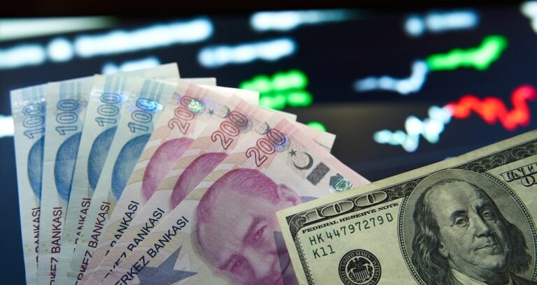 dolartlden-bir-rekor-daha-geldi-prJcBDXY